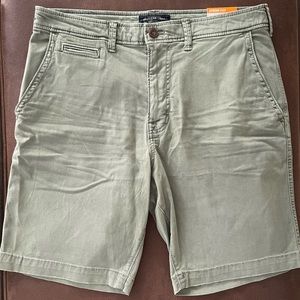 Great new army green shorts